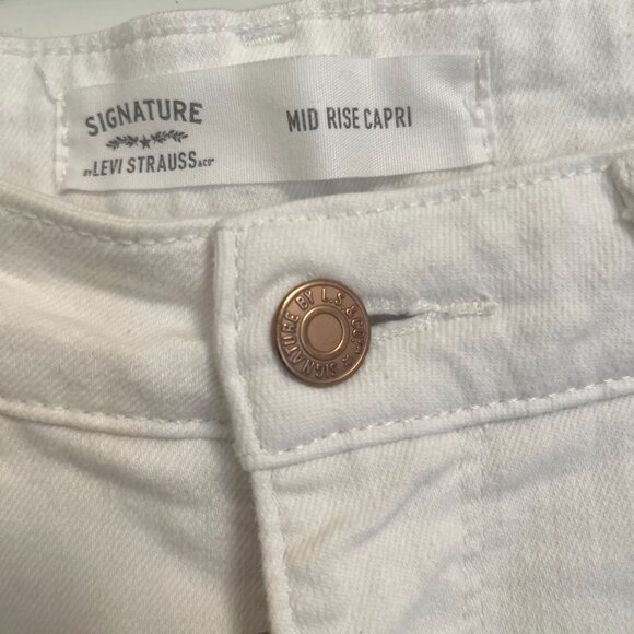 LEVI STRAUSS Signature Mid Rise Capris Sz 8 - Picture 2 of 7
